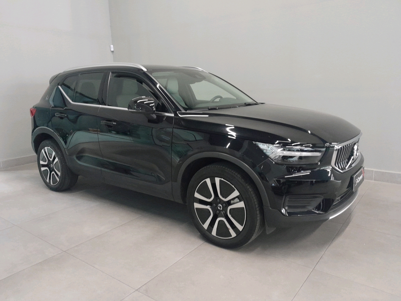 XC40 1.5 T5 HYBRID MOMENTUM GEARTRONIC