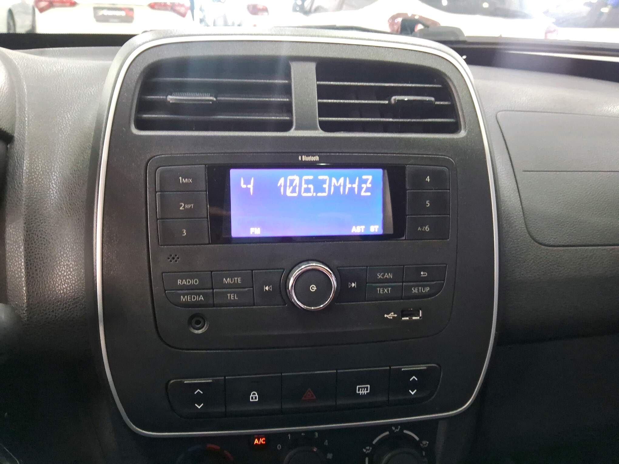 KWID 1.0 12V SCE FLEX ZEN MANUAL