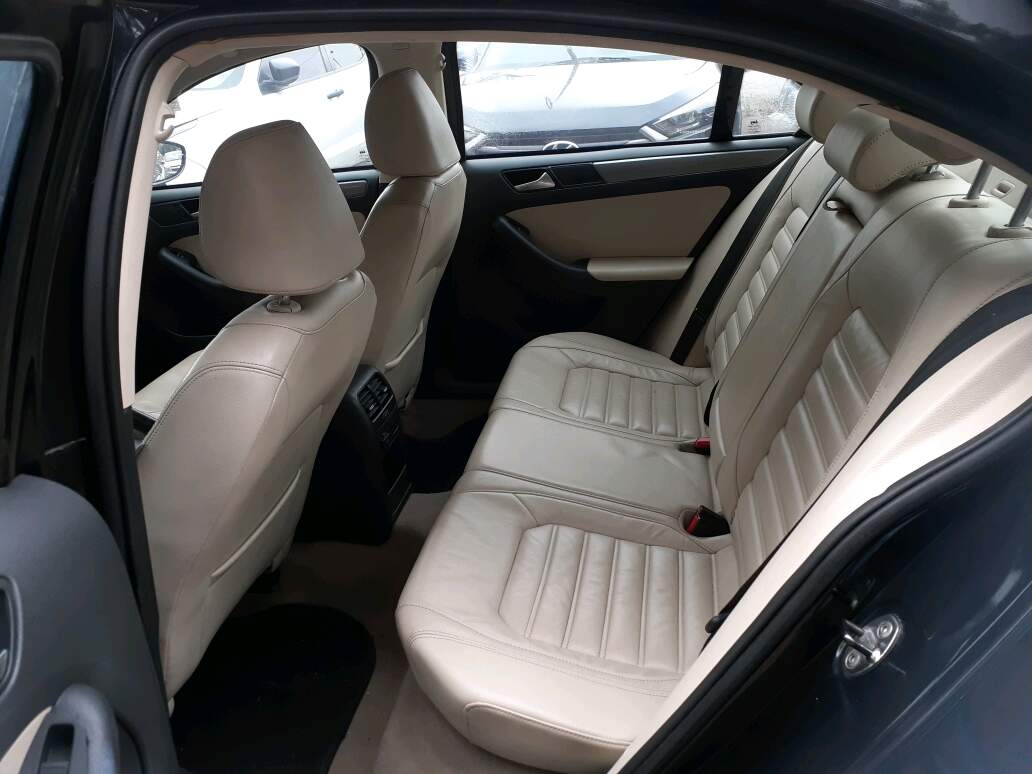 JETTA 2.0 TSI HIGHLINE 200CV GASOLINA 4P TIPTRONIC