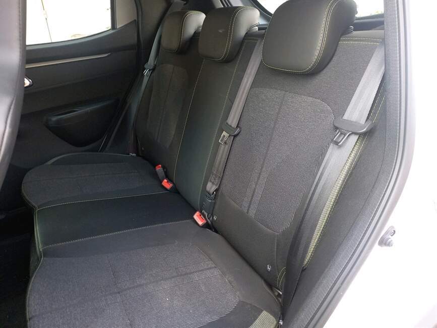 KWID 1.0 12V SCE FLEX OUTSIDER MANUAL