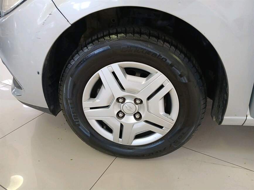 PRISMA 1.0 MPFI LT 8V FLEX 4P MANUAL