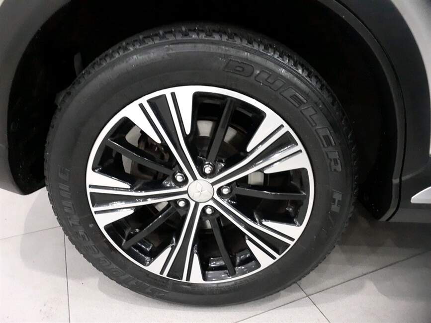 ECLIPSE CROSS 1.5 MIVEC TURBO GASOLINA HPE-S S-AWC