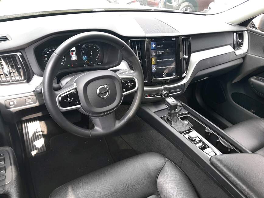 XC60 2.0 T5 GASOLINA MOMENTUM AWD GEARTRONIC