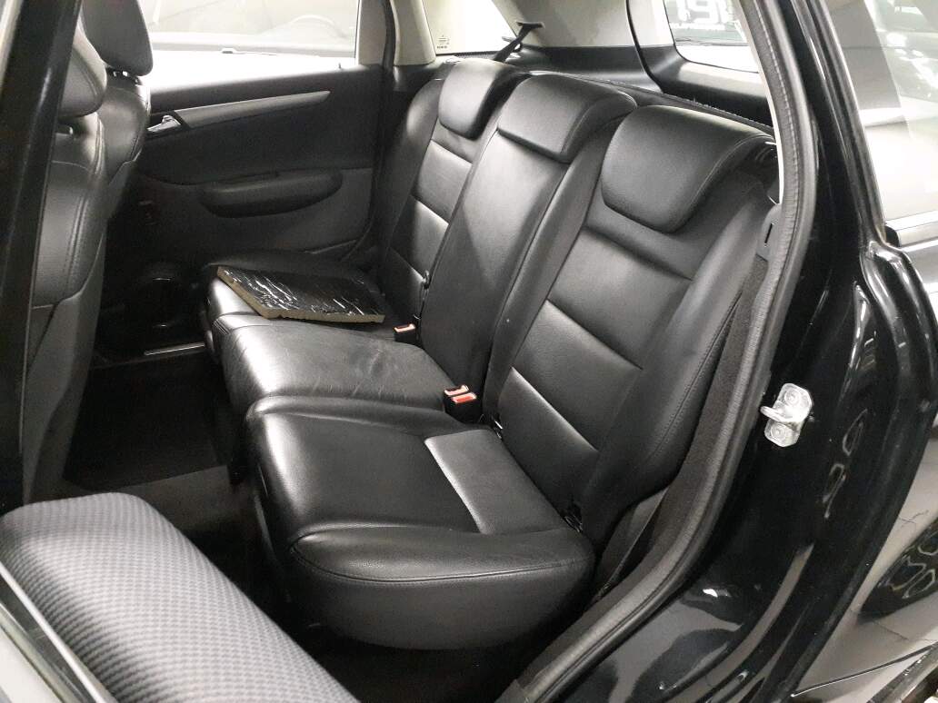 B 180 1.7 FAMILY 8V GASOLINA 4P AUTOMATICO