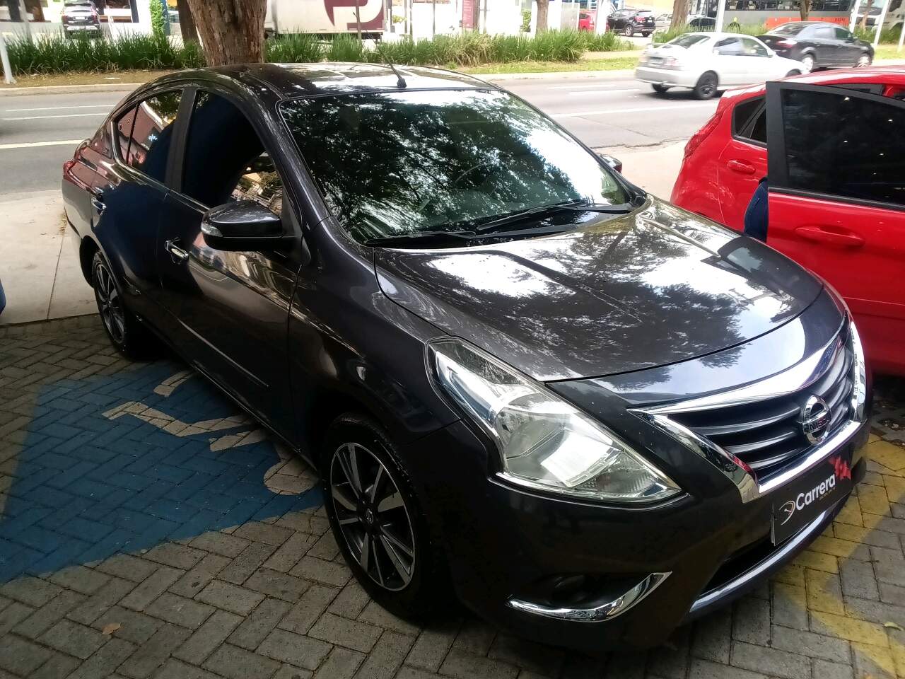 VERSA 1.6 16V FLEXSTART SL 4P XTRONIC