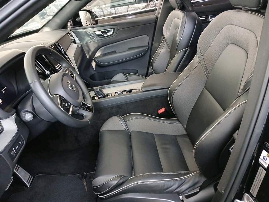 XC60 2.0 T8 RECHARGE R-DESIGN AWD GEARTRONIC
