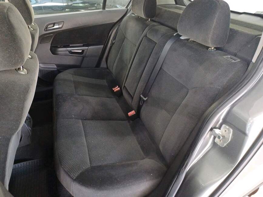 VECTRA 2.0 MPFI GT HATCH 8V FLEX 4P MANUAL