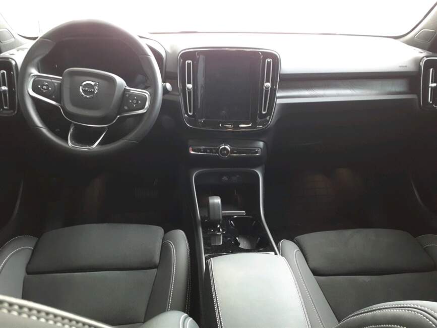C40 P8 RECHARGE TWIN ELECTRIC ULTIMATE AWD