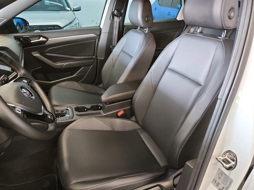 JETTA 1.4 250 TSI TOTAL FLEX R-LINE TIPTRONIC