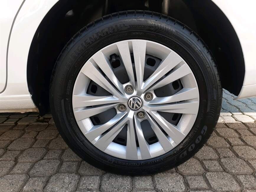 VOYAGE 1.0 12V MPI TOTALFLEX 4P MANUAL