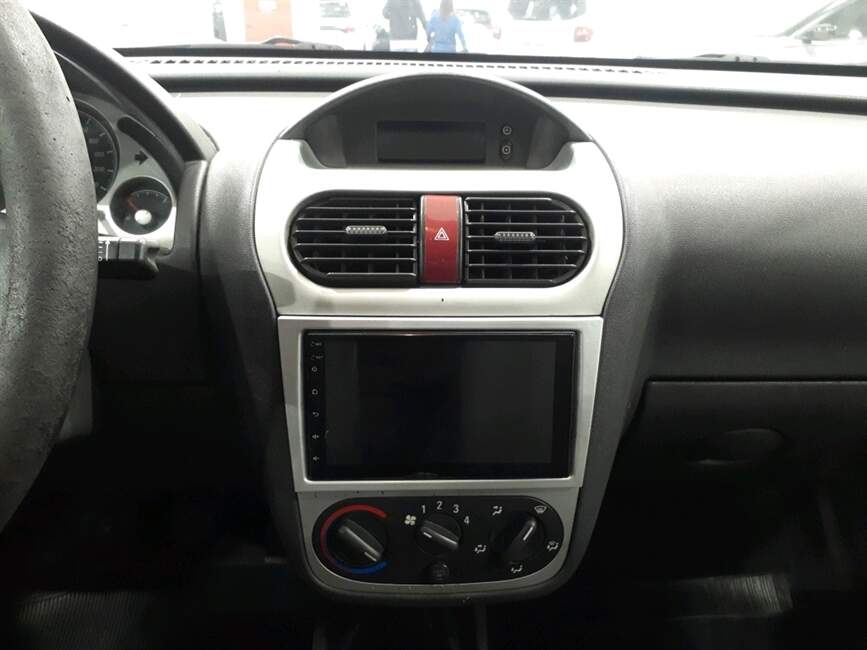 CORSA 1.4 MPFI PREMIUM SEDAN 8V FLEX 4P MANUAL