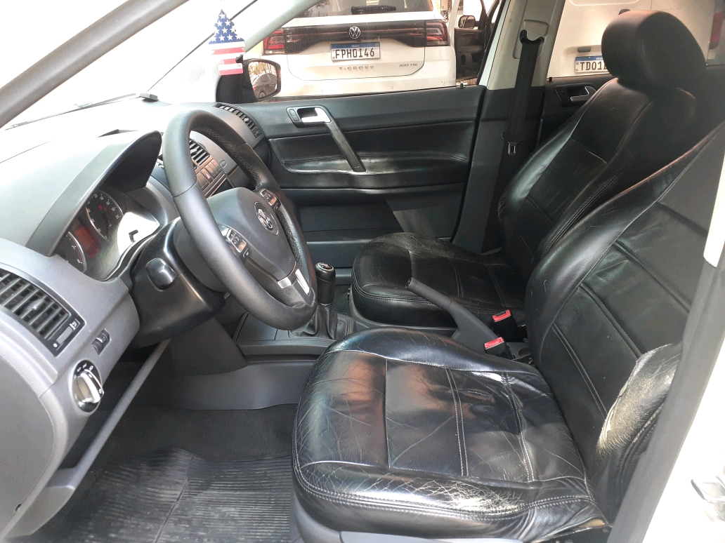 POLO 1.6 MI 8V FLEX 4P MANUAL