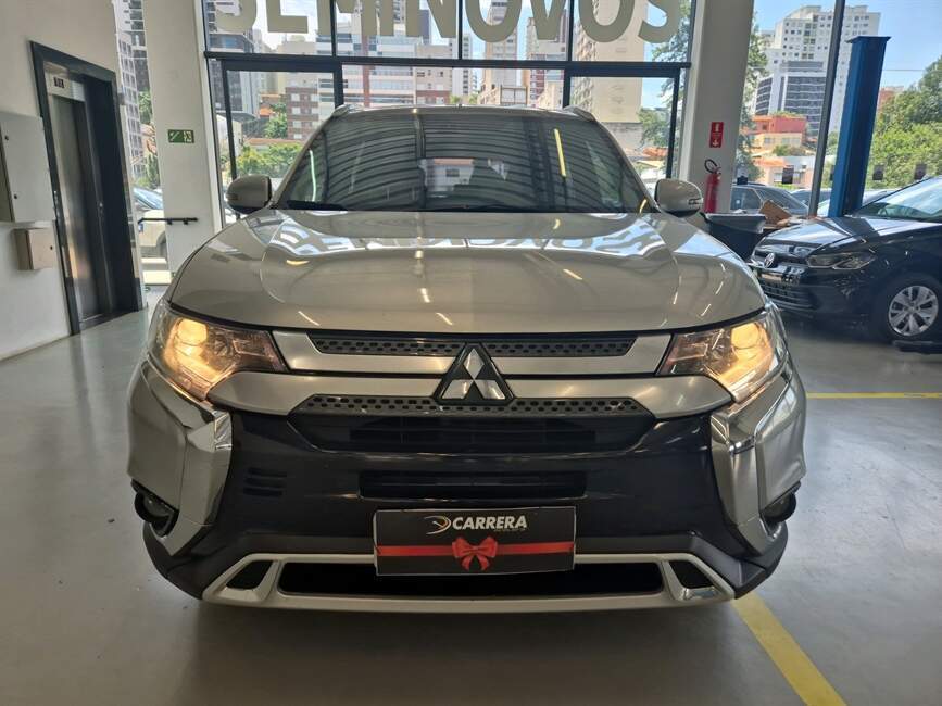 OUTLANDER 2.0 MIVEC GASOLINA HPE AUTOMATICO