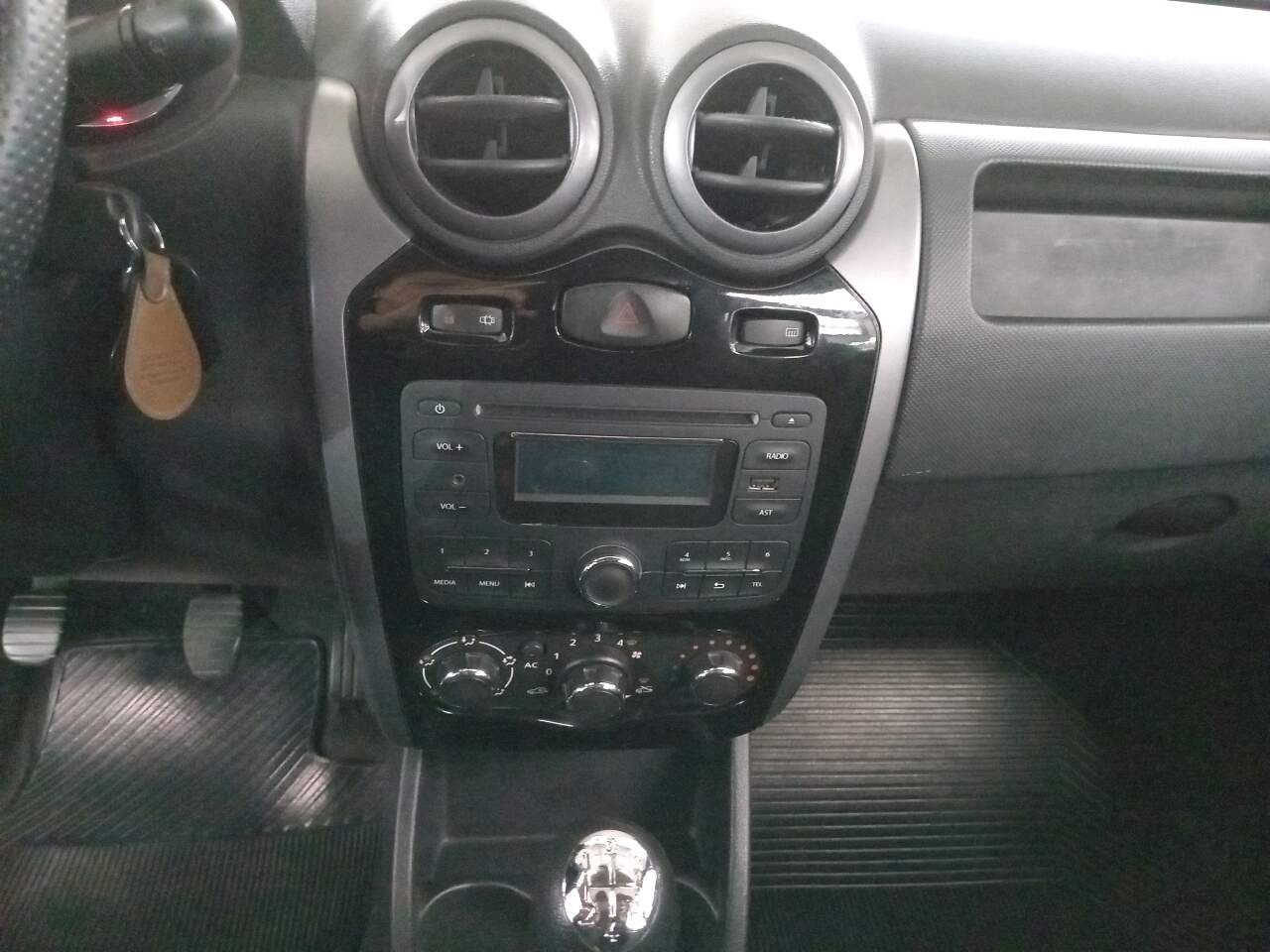 SANDERO 1.6 EXPRESSION 8V HI-TORQUE FLEX 4P MANUAL