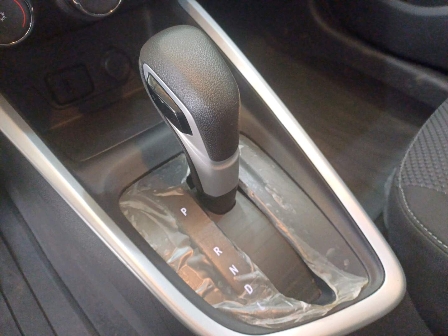 ONIX 1.0 TURBO FLEX PLUS LTZ AUTOMÁTICO