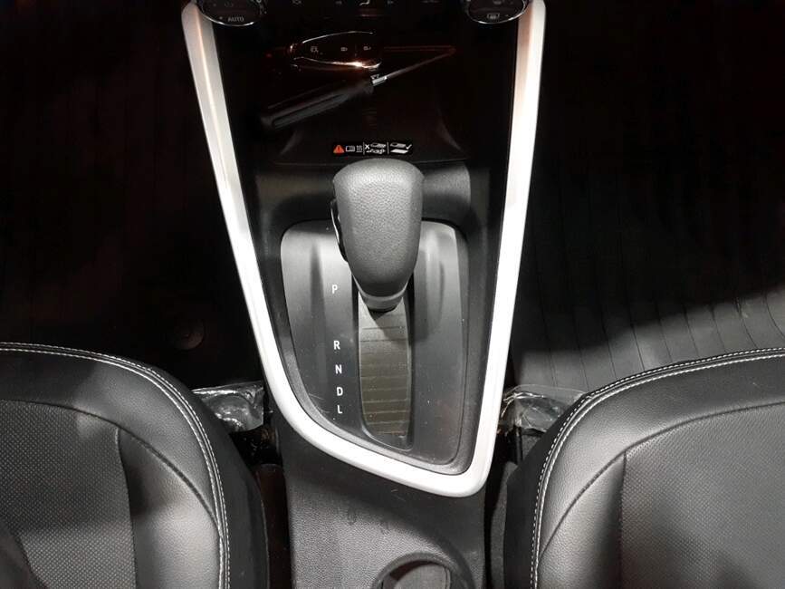 ONIX 1.0 TURBO FLEX PREMIER AUTOMÁTICO