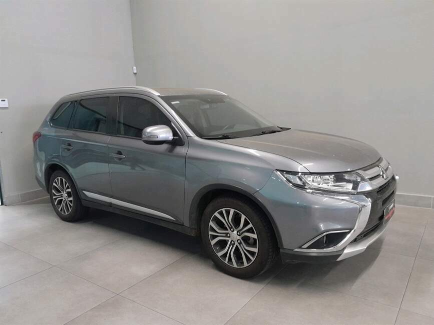 OUTLANDER 2.0 COMFORT 16V GASOLINA 4P AUTOMATICO