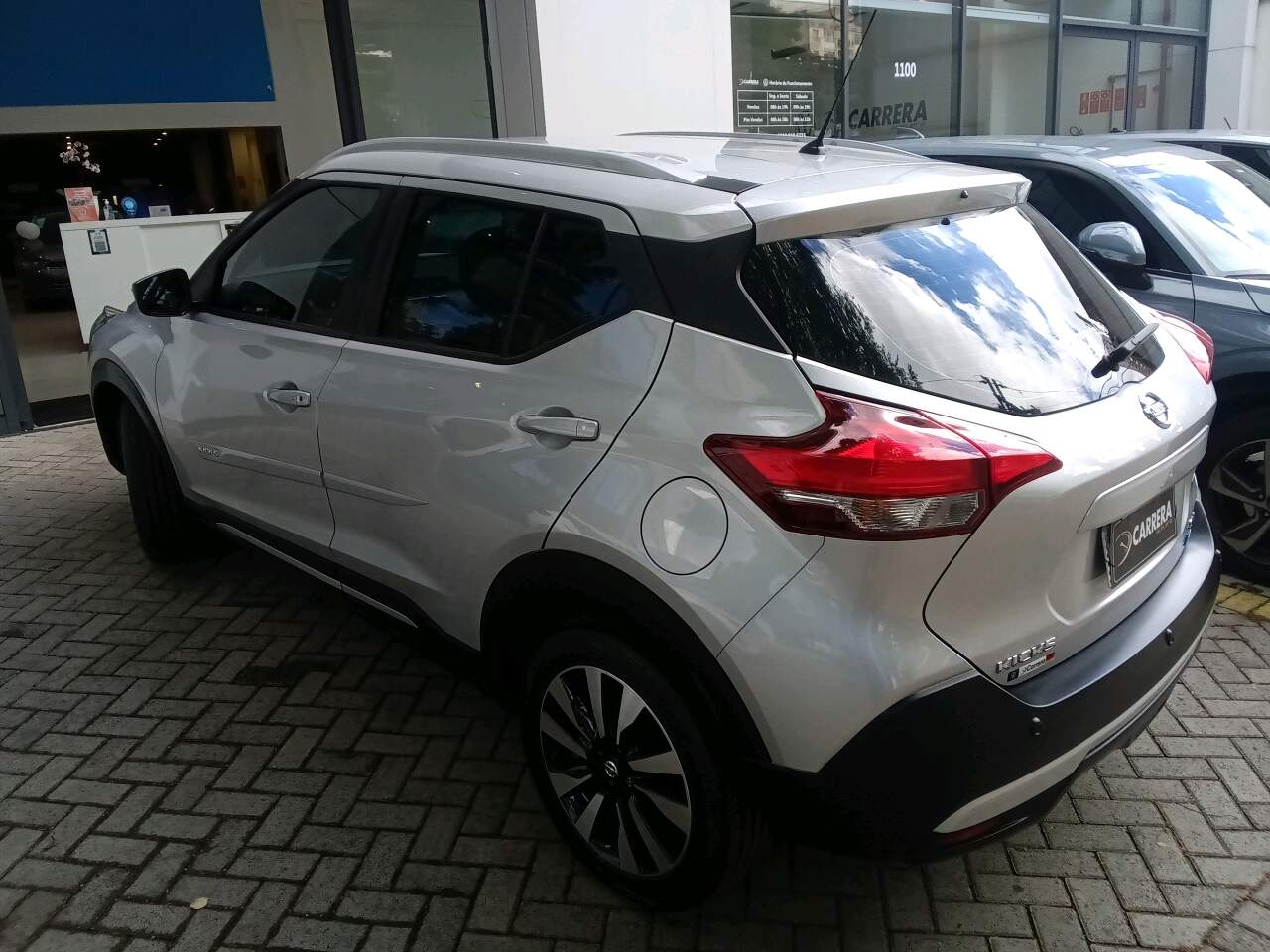KICKS 1.6 16V FLEX SV 4P XTRONIC