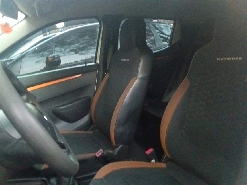 KWID 1.0 12V SCE FLEX OUTSIDER MANUAL