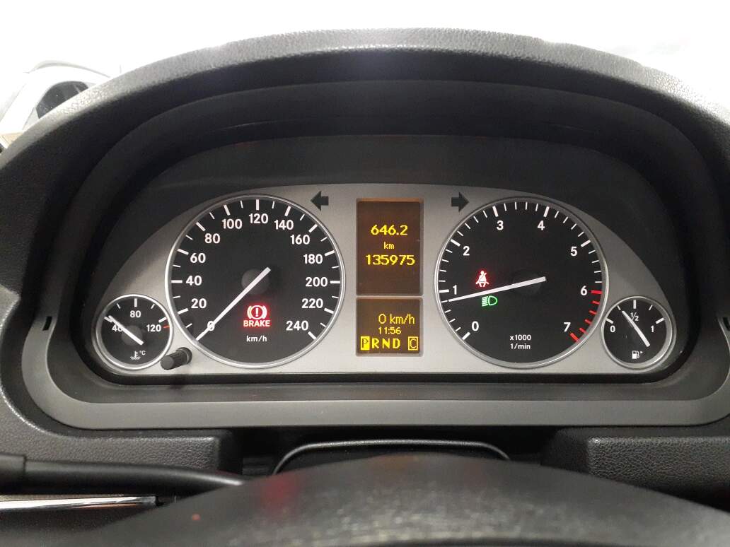 B 180 1.7 FAMILY 8V GASOLINA 4P AUTOMATICO