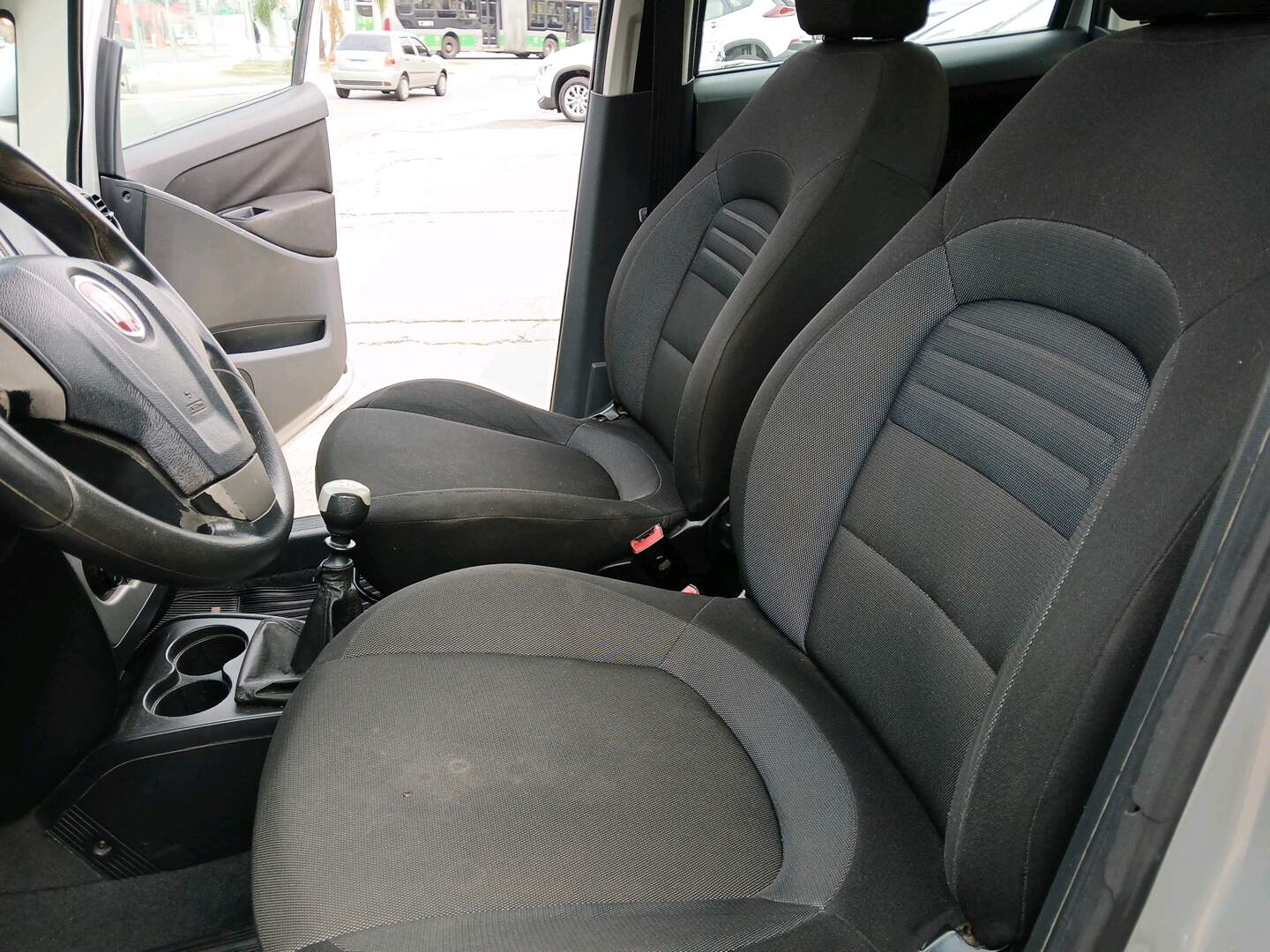IDEA 1.4 MPI ATTRACTIVE 8V FLEX 4P MANUAL