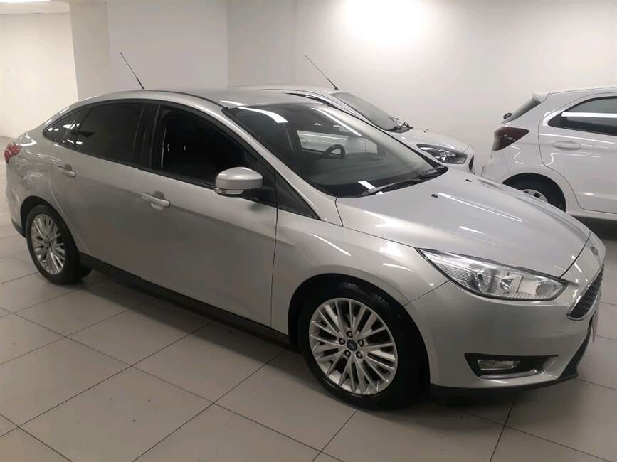 FOCUS 2.0 SE PLUS SEDAN 16V FLEX 4P AUTOMATICO