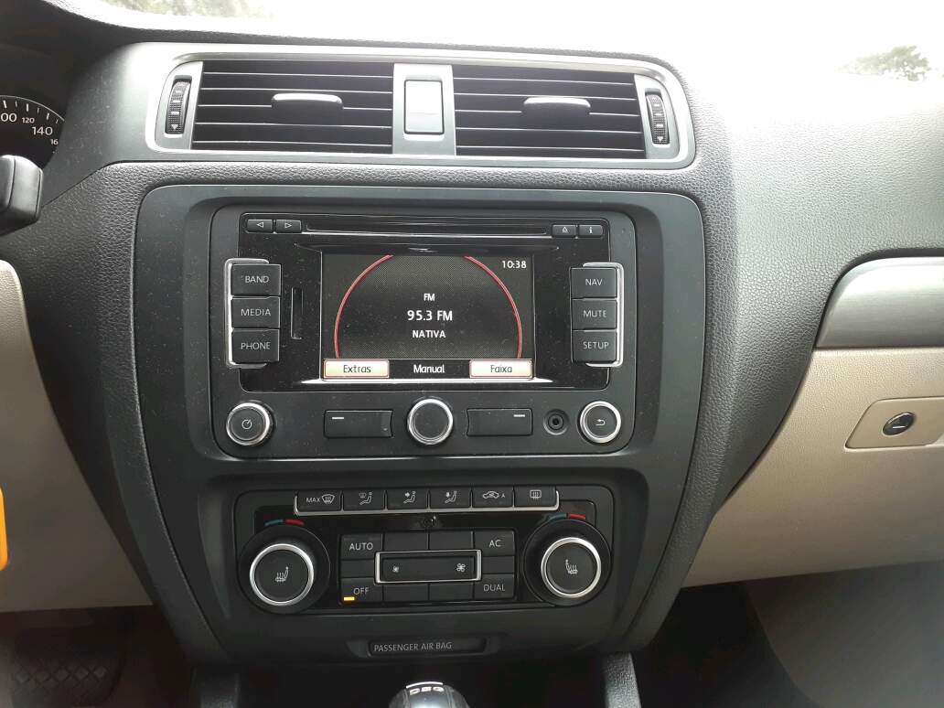 JETTA 2.0 TSI HIGHLINE 200CV GASOLINA 4P TIPTRONIC
