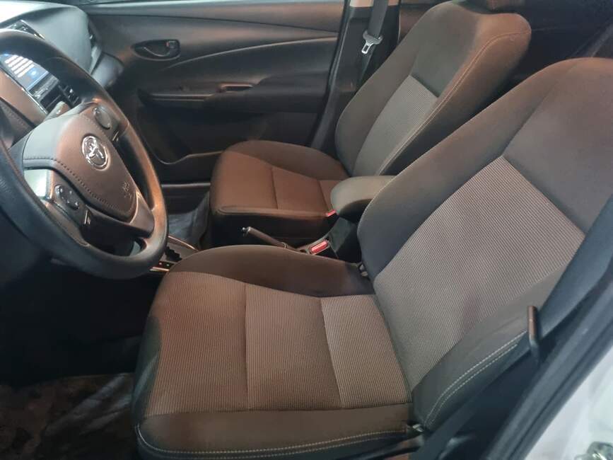 YARIS 1.5 16V FLEX SEDAN XL MULTIDRIVE