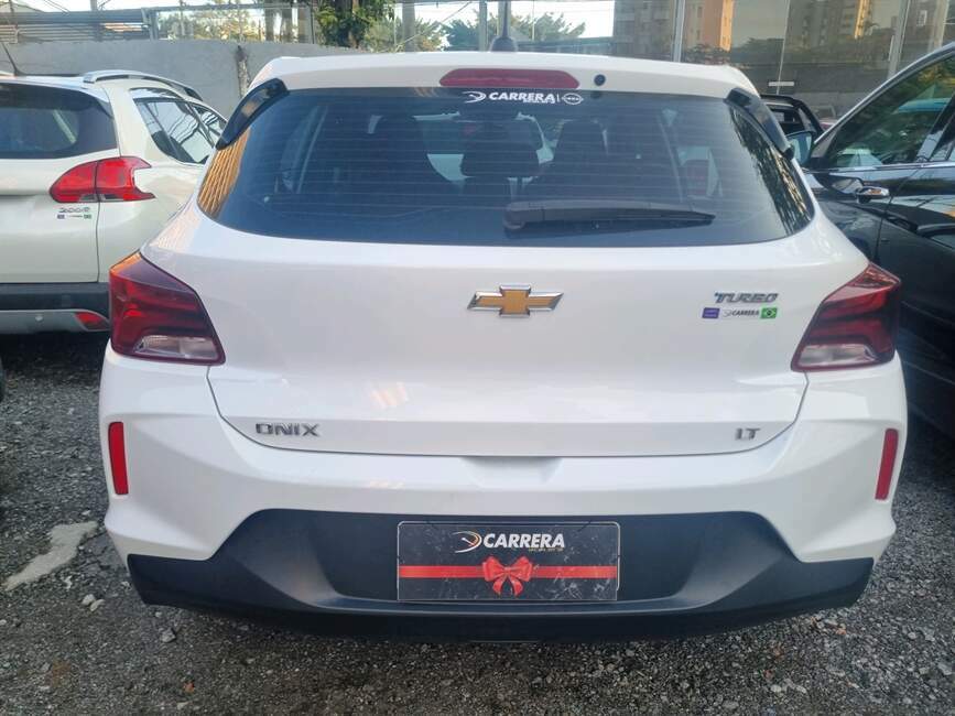 ONIX 1.0 TURBO FLEX LT AUTOMÁTICO