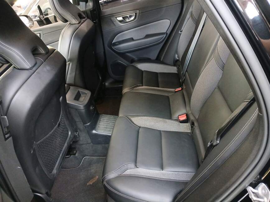 XC60 2.0 T8 RECHARGE R-DESIGN AWD GEARTRONIC
