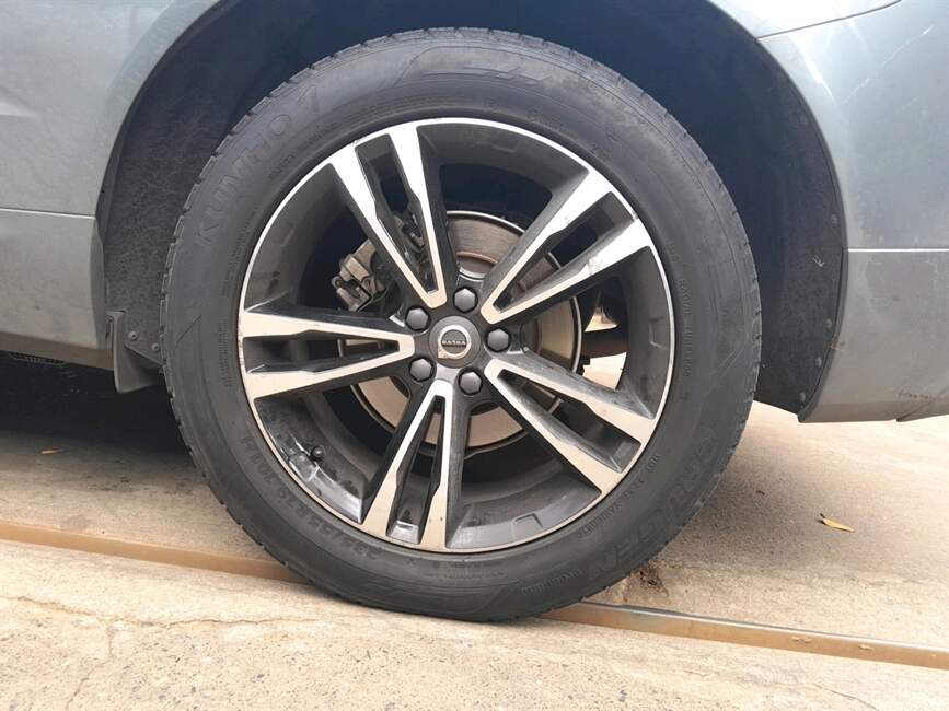 XC60 2.0 T5 GASOLINA MOMENTUM AWD GEARTRONIC