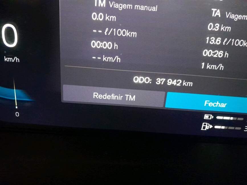 XC60 2.0 T8 RECHARGE ULTIMATE DARK AWD GEARTRONIC