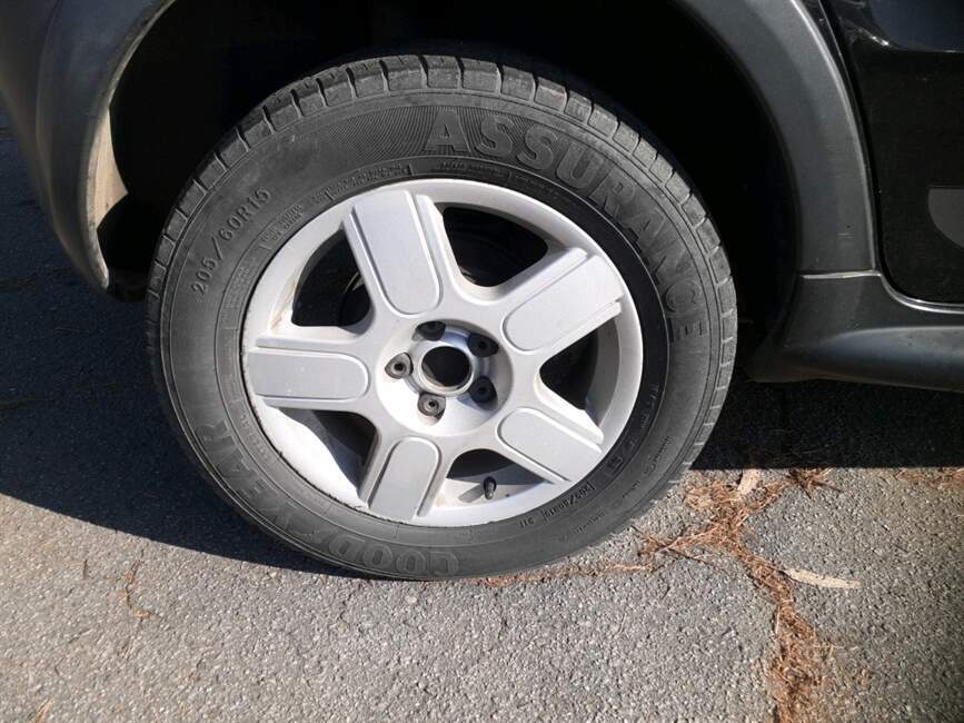 CROSSFOX 1.6 MI FLEX 8V 4P MANUAL