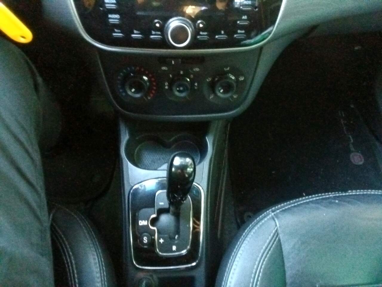 PUNTO 1.6 ESSENCE 16V FLEX 4P AUTOMATIZADO