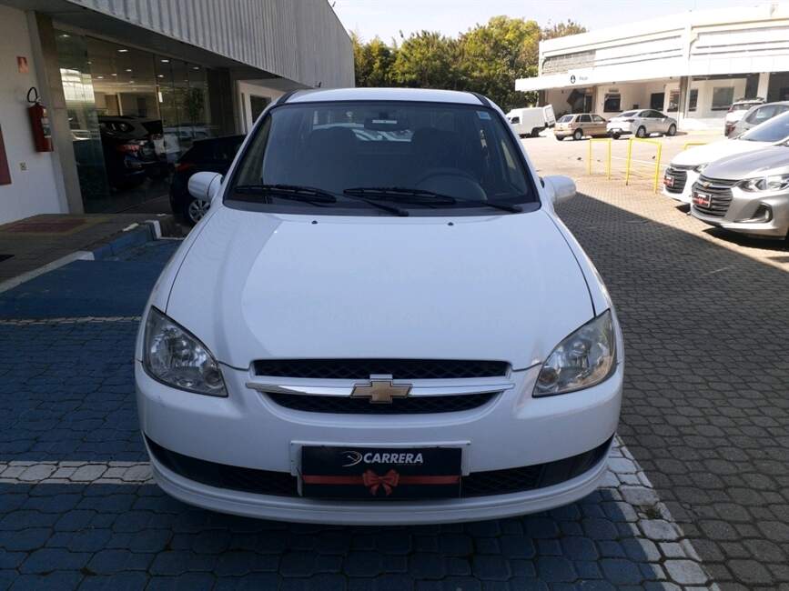 CLASSIC 1.0 MPFI LS 8V FLEX 4P MANUAL