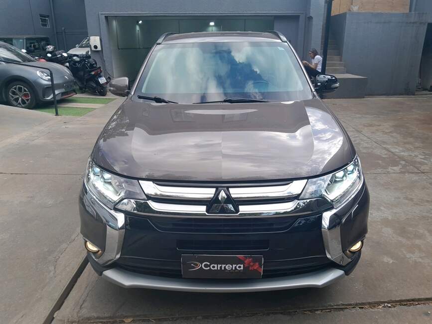 OUTLANDER 3.0 GT 4X4 V6 24V GASOLINA 4P AUTOMATICO