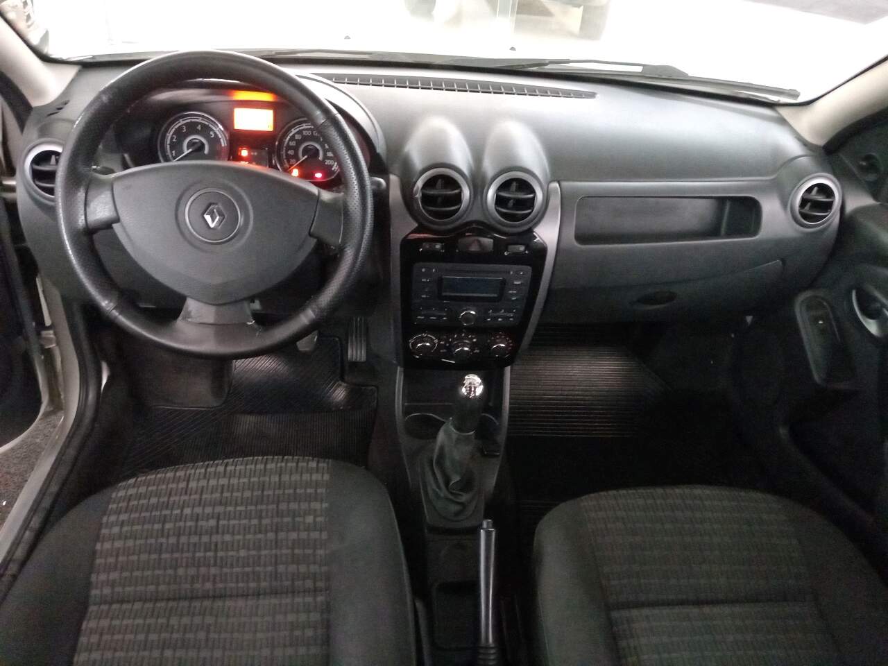 SANDERO 1.6 EXPRESSION 8V HI-TORQUE FLEX 4P MANUAL