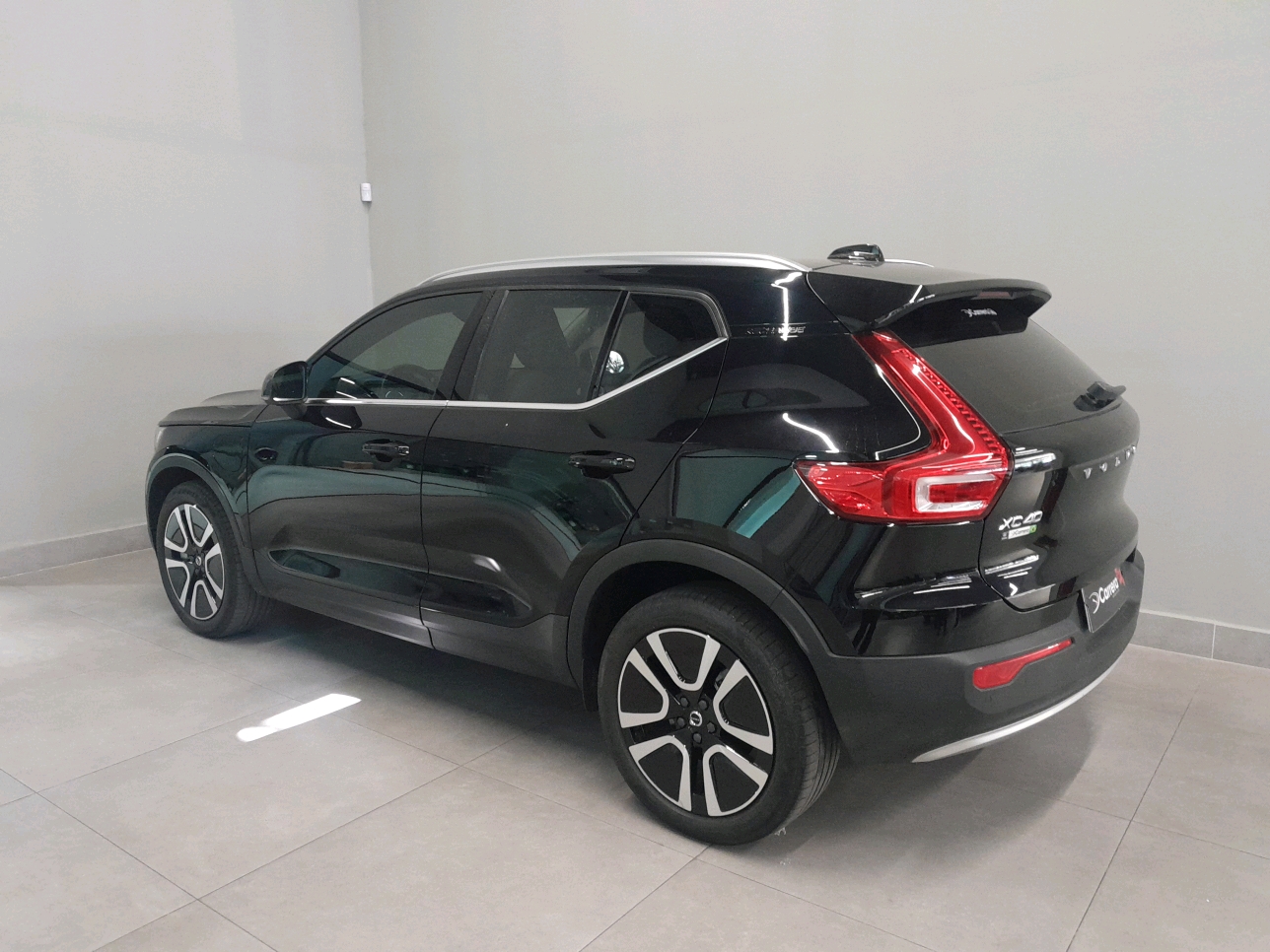 XC40 1.5 T5 HYBRID MOMENTUM GEARTRONIC