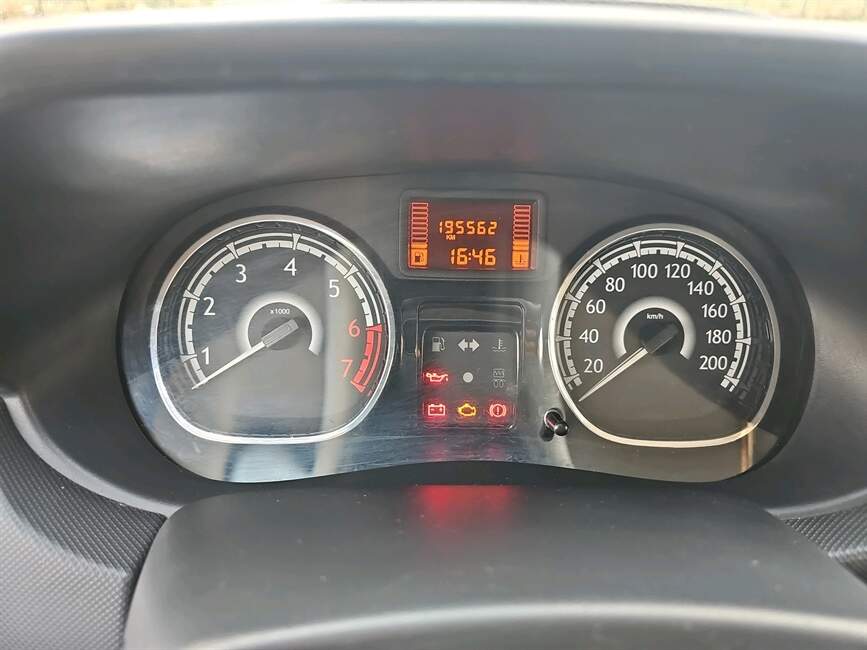 SANDERO 1.0 EXPRESSION 16V FLEX 4P MANUAL