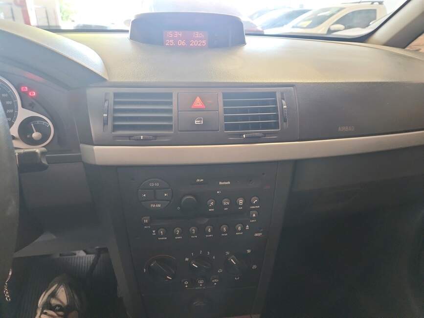 MERIVA 1.8 MPFI PREMIUM 8V FLEX 4P AUTOMATIZADO