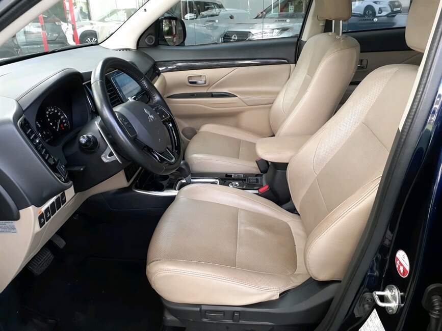 OUTLANDER 3.0 GT 4X4 V6 24V GASOLINA 4P AUTOMATICO