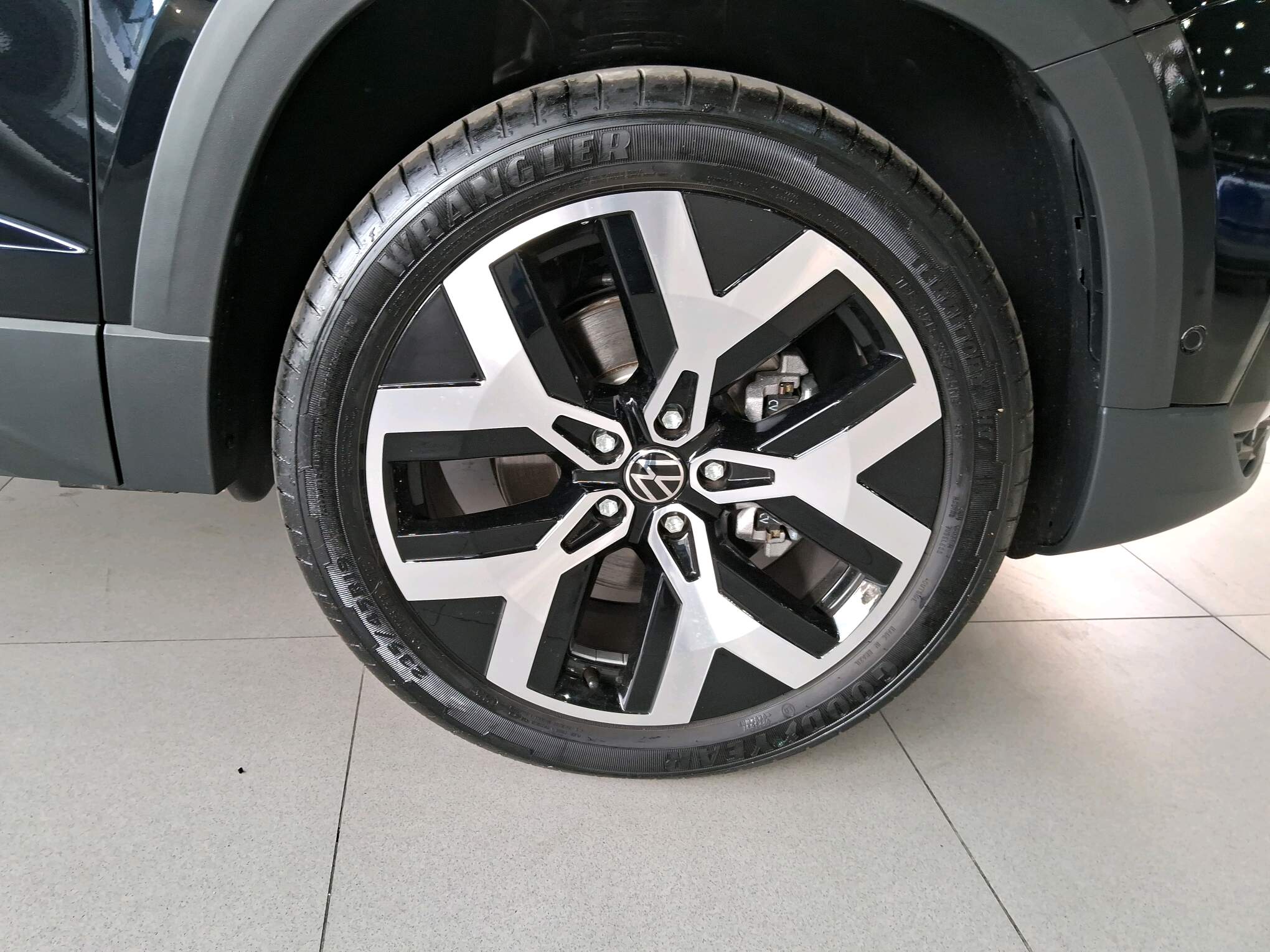 TAOS 1.4 250 TSI TOTAL FLEX HIGHLINE AUTOMÁTICO