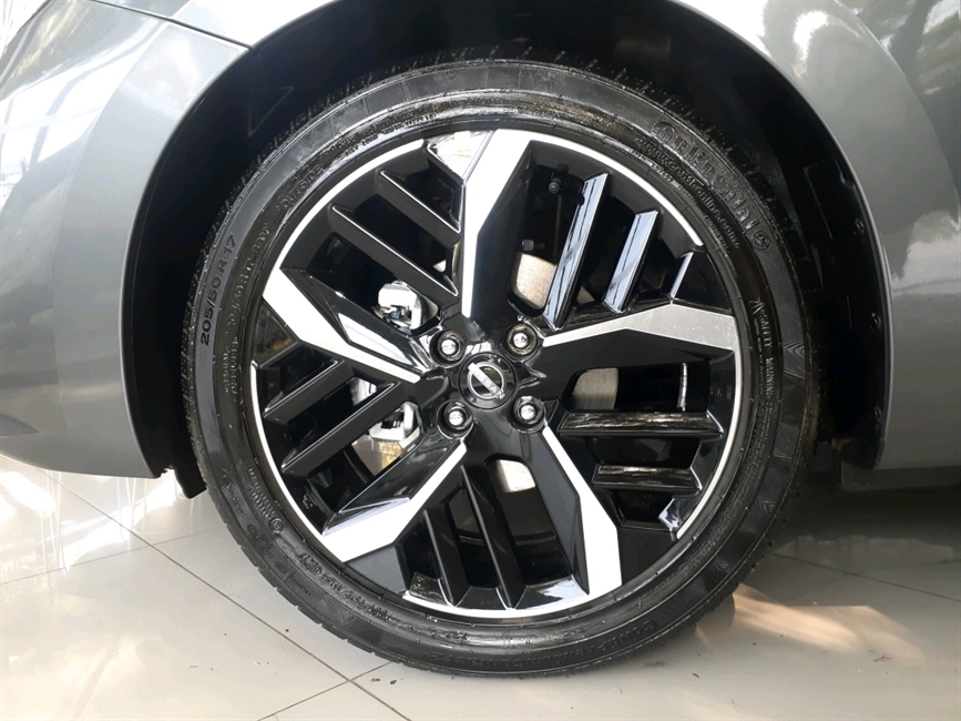 VERSA 1.6 16V FLEX EXCLUSIVE XTRONIC