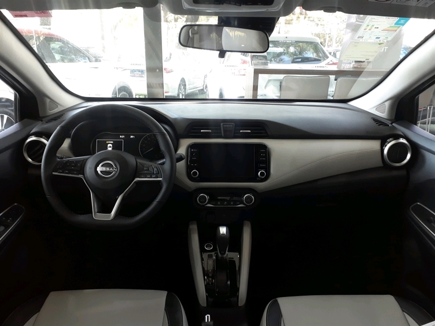VERSA 1.6 16V FLEX EXCLUSIVE XTRONIC